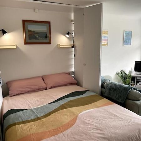 Self-Catering Studio In Beautiful Чармут Екстер'єр фото